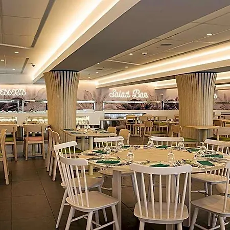 Ambassador Playa Ii Hotel 4*