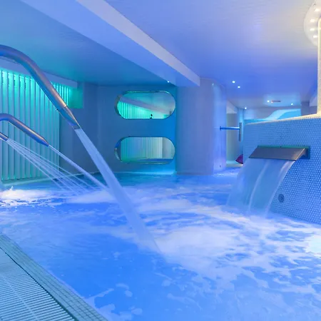 Ambassador Playa Ii Hotel 4*