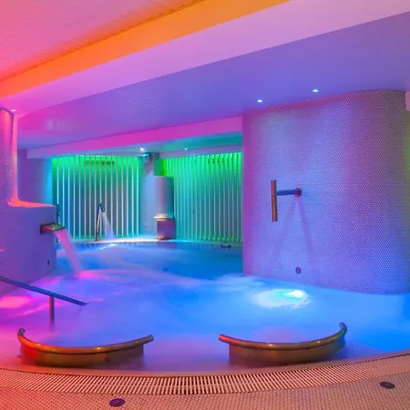 Отель Ambassador Playa Ii 4*