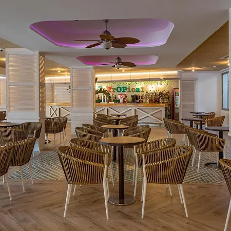 Ambassador Playa Ii بينايدورم