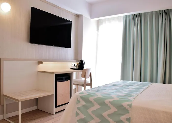 Ambassador Playa Ii فندق 4*