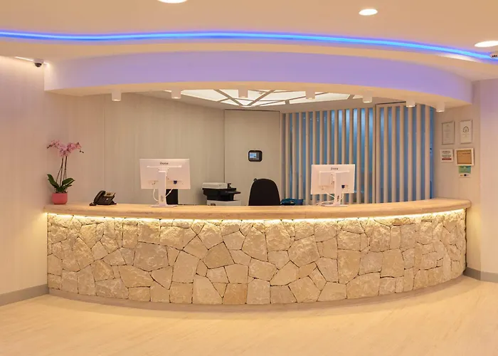 Ambassador Playa Ii فندق