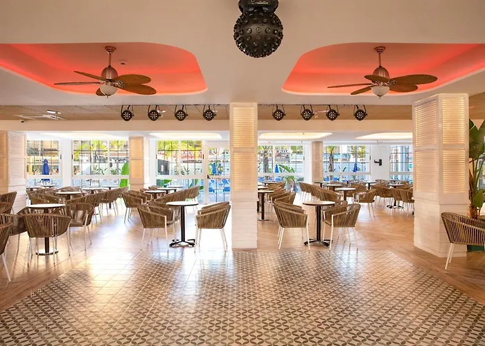 Ambassador Playa Ii فندق