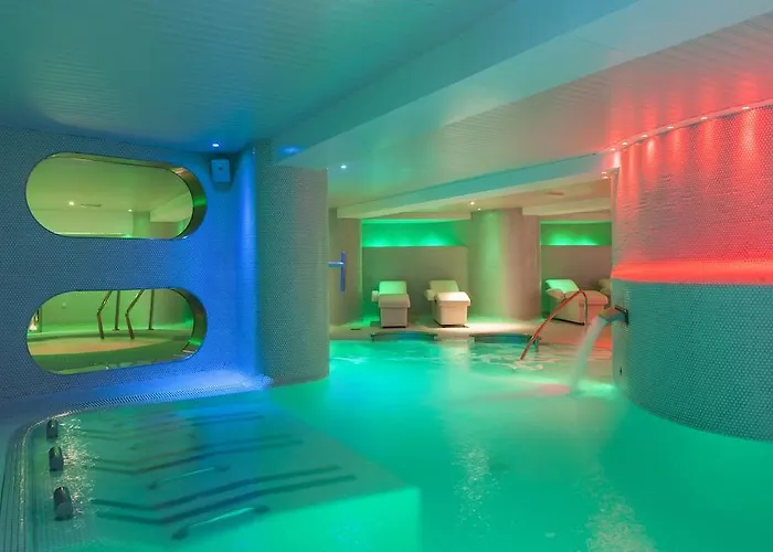 Ambassador Playa Ii 4* بينايدورم